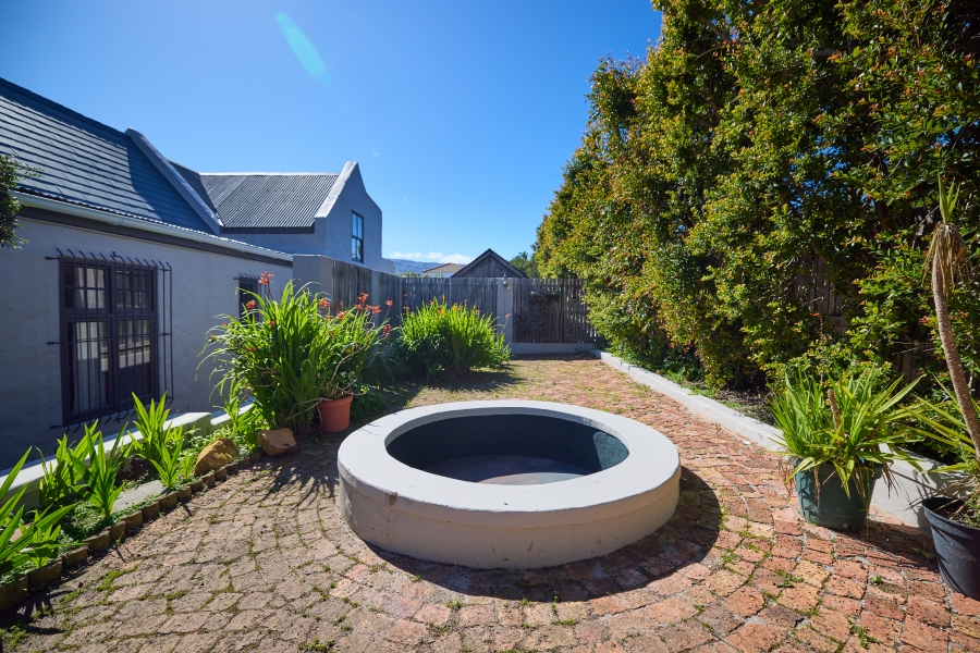 4 Bedroom Property for Sale in Capri Western Cape